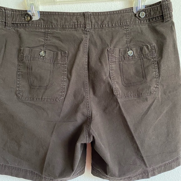 Ladies Docker shorts - Picture 3 of 8